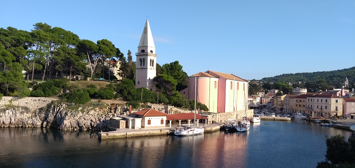 Church and port in Veli Losinj